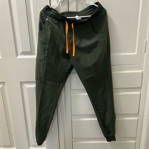 Figs scrubs set moss green medium